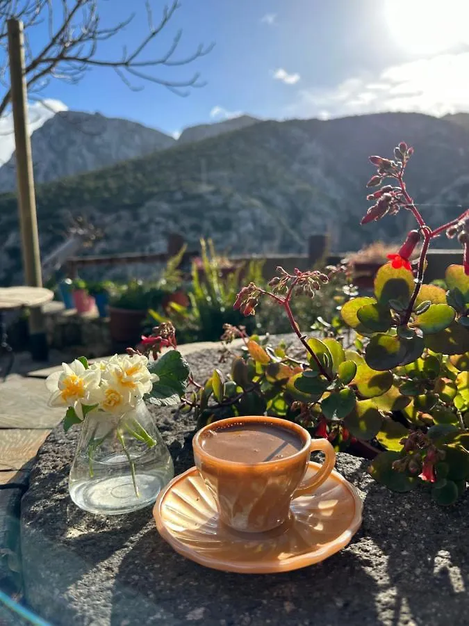 Sakli Konak Karaburun  0*, Karaburun (Izmir)